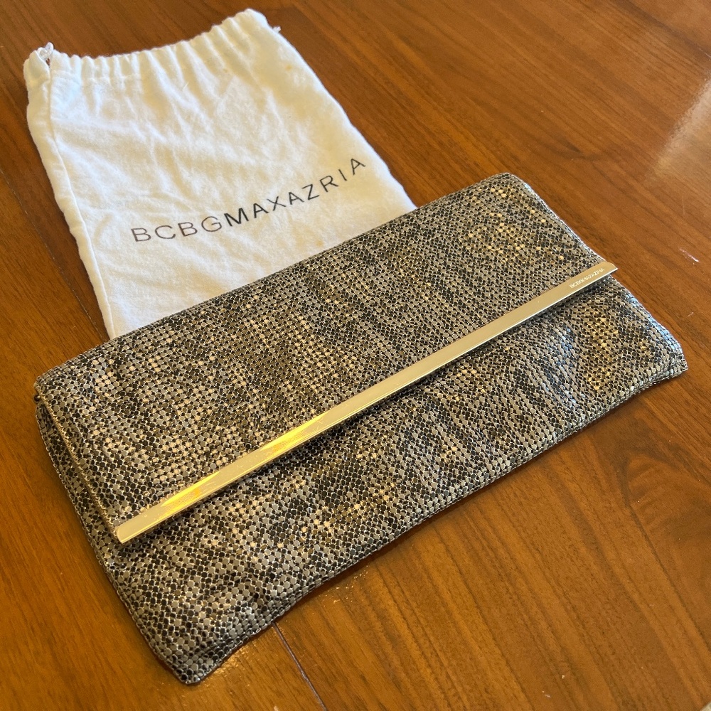 BCBG clutch